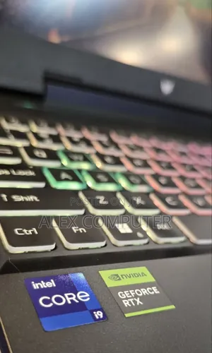 New Laptop Acer Predator Helios 300 16GB Intel Core I9 SSD 1T