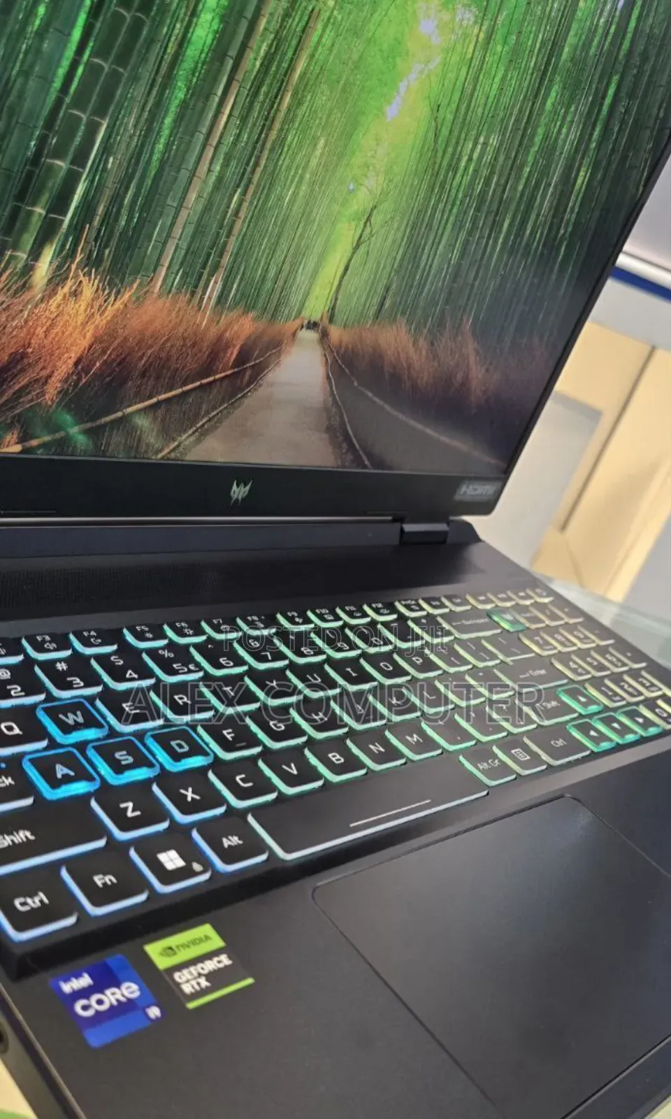 New Laptop Acer Predator Helios 300 16GB Intel Core I9 SSD 1T