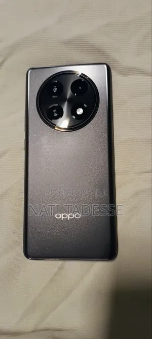 New Oppo A2 Pro 256 GB Bronze