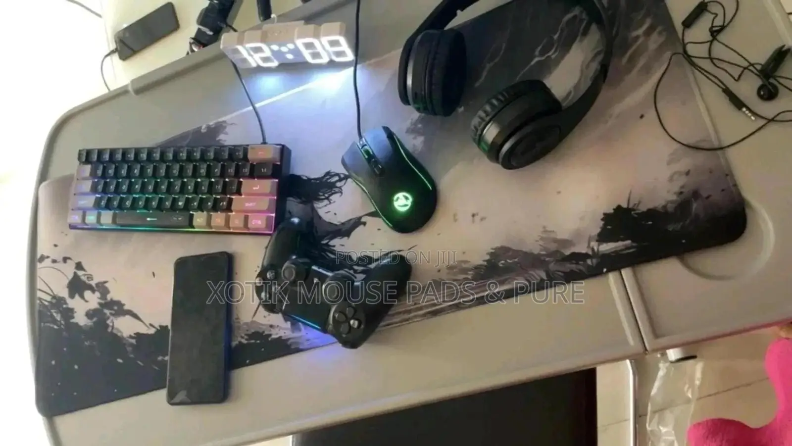 Large Gaming Mouse Pad | Desk Mat for Gamers and Office