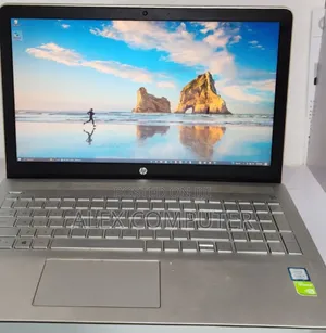 New Laptop HP Pavilion 15 8GB Intel Core I5 SSD 1T
