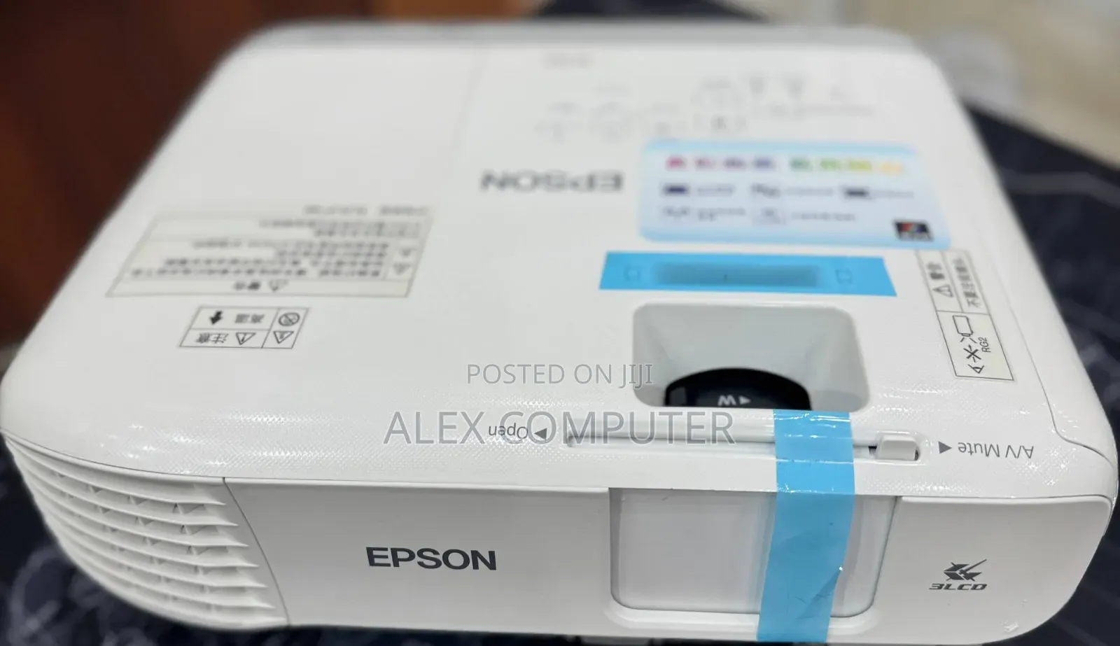 New Epson Projector Has Remote Model Name: Eb-X39 Hardware