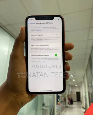 Apple iPhone 11 64 GB Red