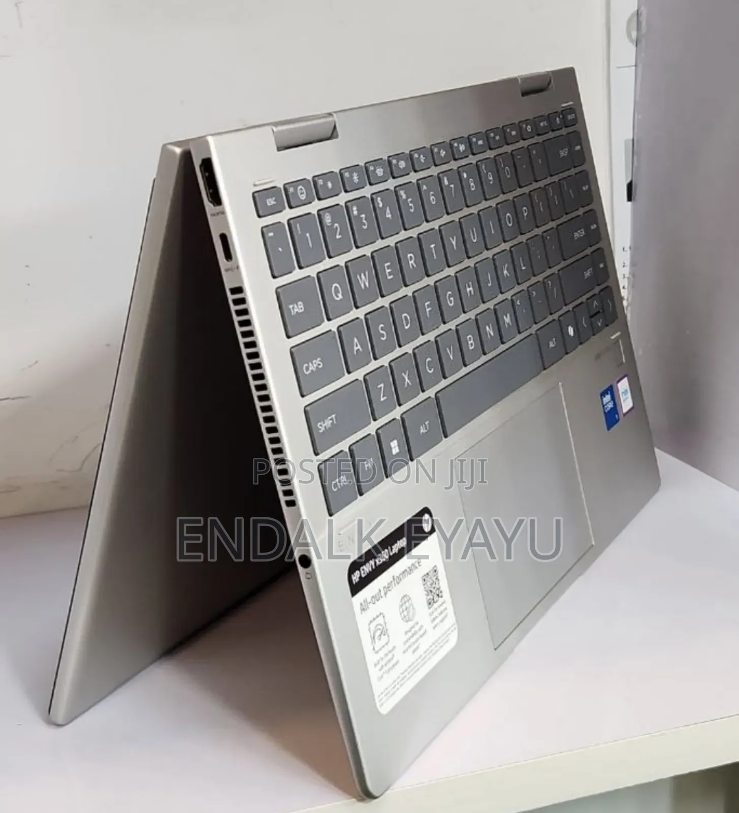 New Laptop HP Envy X360 8GB Intel Core Ultra 5 SSD 512GB