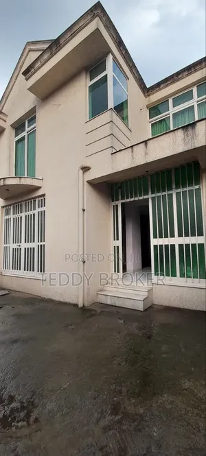 6bdrm House in Lebu, Nifas Silk-Lafto for sale