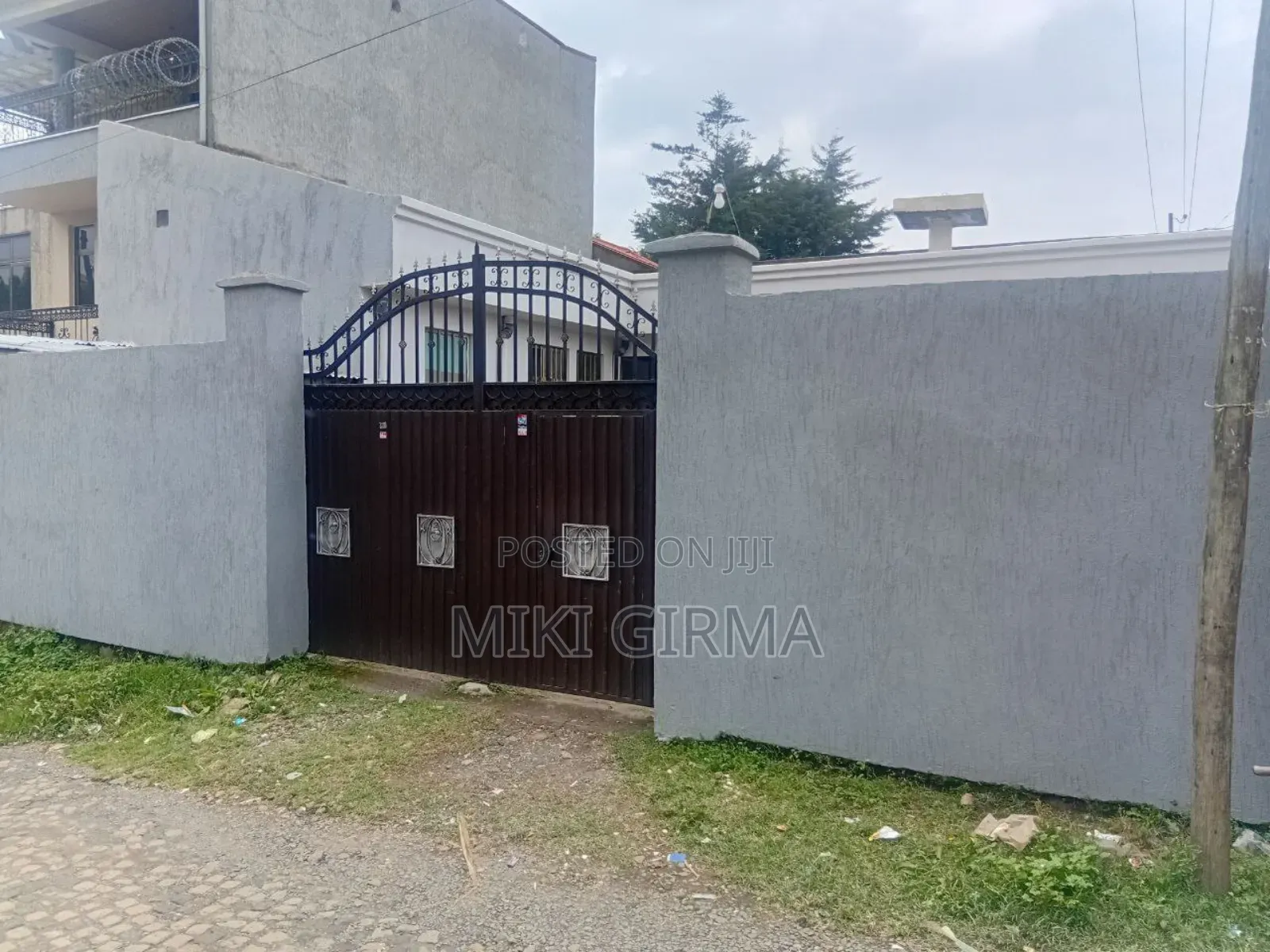 3bdrm Villa in Addis Ababa, Figa, Bole for sale