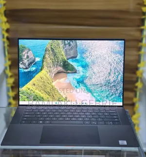New Laptop Dell XPS 15 16GB Intel Core I7 SSD 512GB