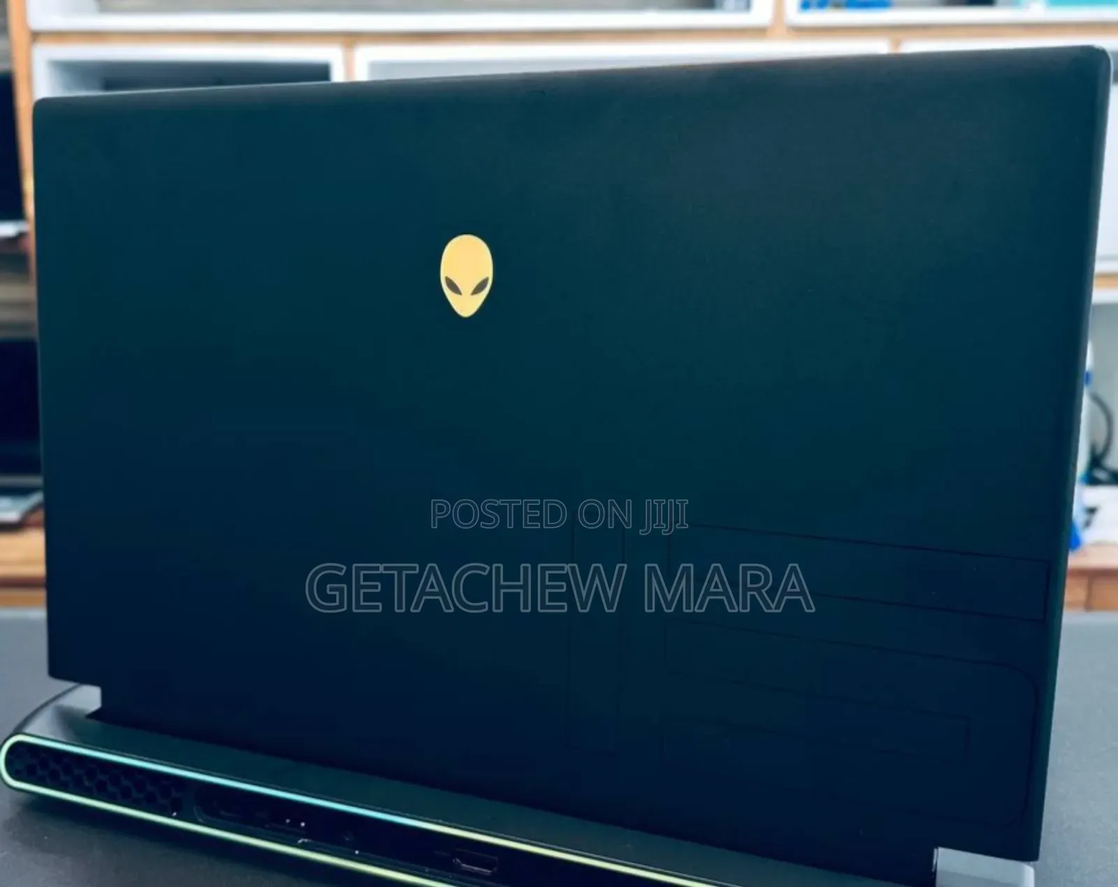 New Laptop Alienware M17x R2 16GB Intel Core I7 SSD 1T