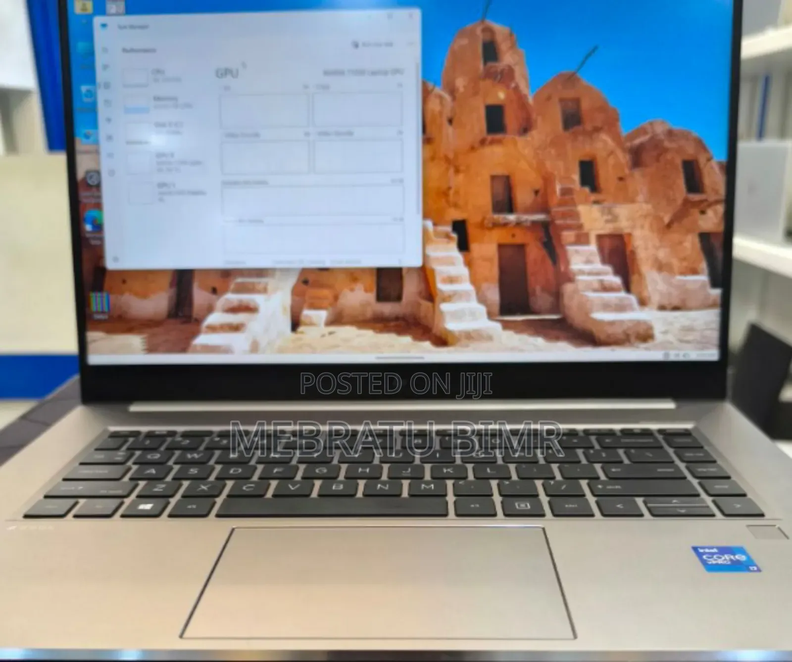 New Laptop HP ZBook Firefly G8 16GB Intel Core I7 SSD 512GB