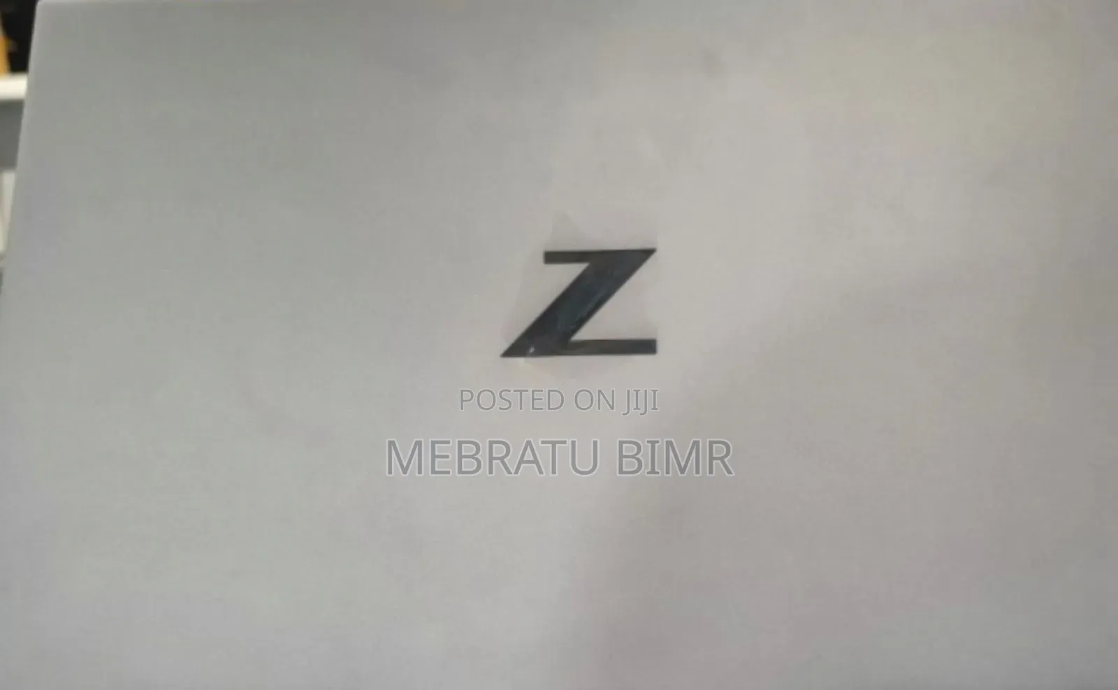 New Laptop HP ZBook Firefly G8 16GB Intel Core I7 SSD 512GB