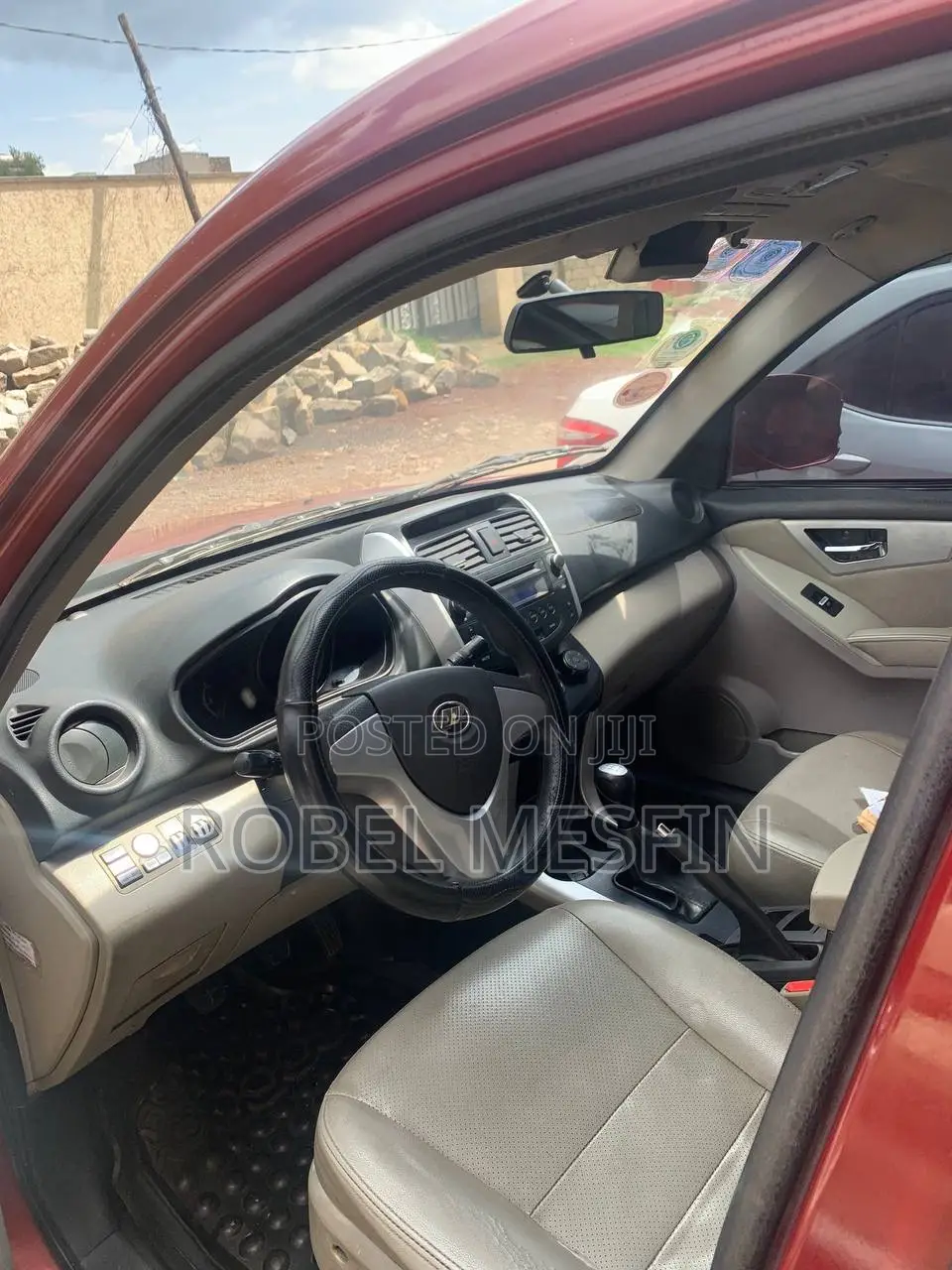 Lifan 520 2012 Burgundy