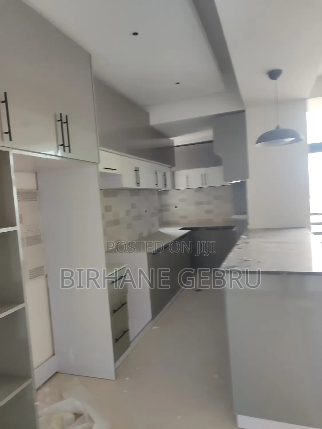3bedroom Luxuru Apartiment