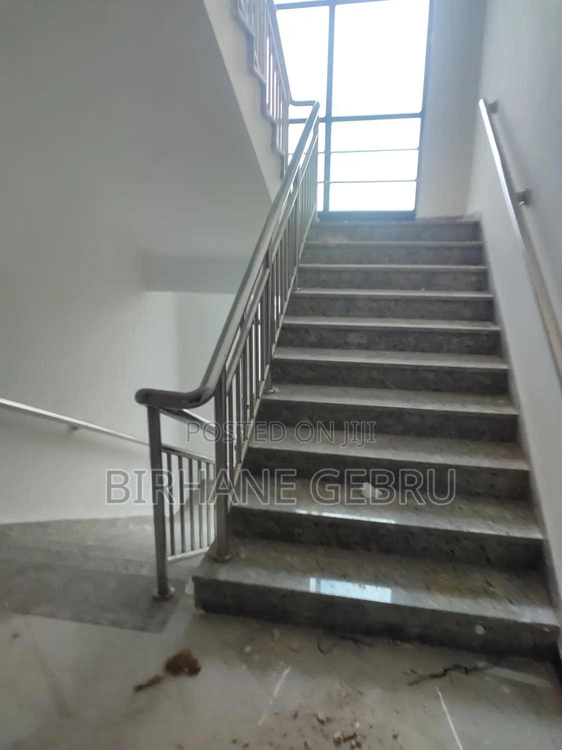 3bedroom Luxuru Apartiment