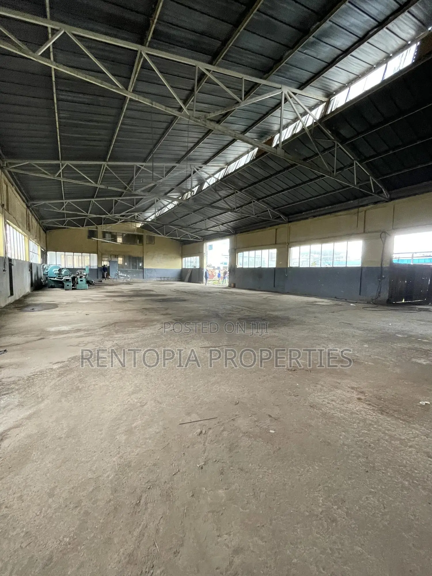 የሚከራይ መጋዘን! Warehouse for Rent!