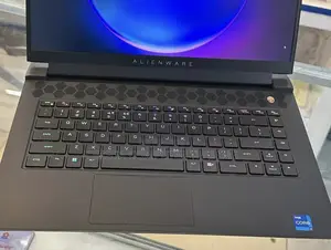 New Laptop Alienware M15 r3 16GB Intel Core i7 SSD 512GB