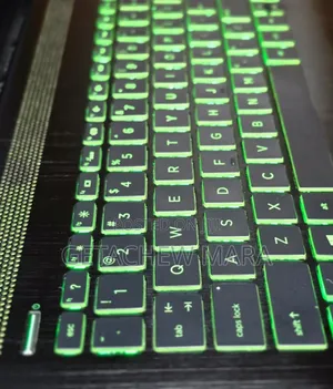 New Laptop HP Pavilion X2 210 8GB Intel Core I5 SSD 1T