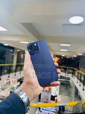 Photo - Apple iPhone 14 Pro Max 512 GB Blue