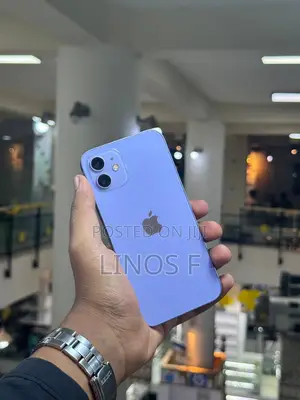 Photo - Apple iPhone 12 256 GB Purple