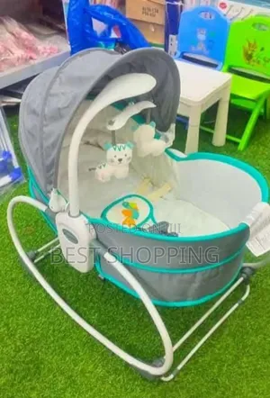 Photo - Mastela 5 in 1 Rocker Bassinet