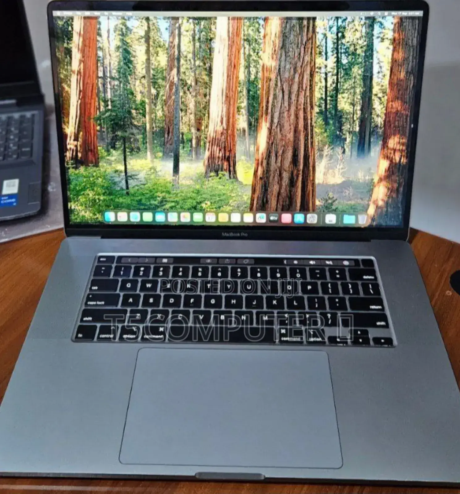 New Laptop Apple MacBook Pro 2019 16GB Intel Core I9 SSD 1T