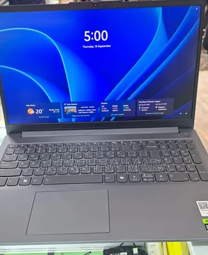 New Laptop Lenovo Legion 5 16GB Intel SSD 512GB