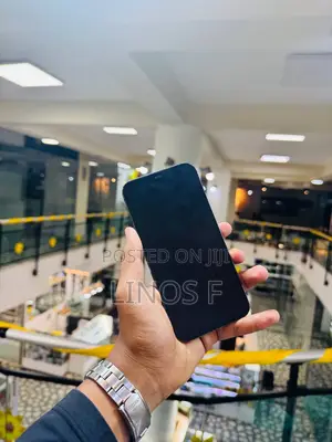 Photo - Apple iPhone 12 Pro Max 128 GB Gray