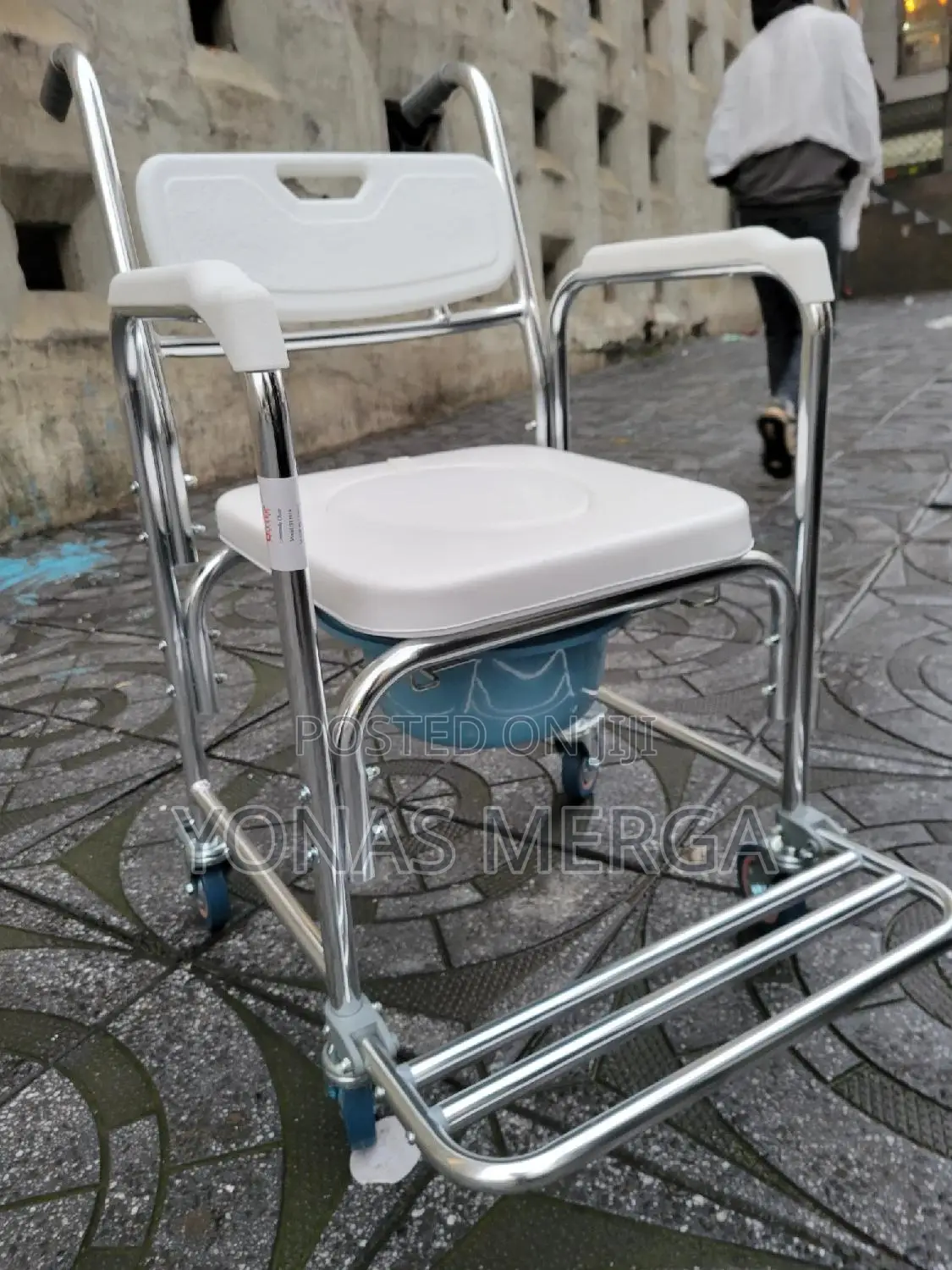 Multi-Functional - Can Be Used as Bath疄~Wheelchair Commode Chair