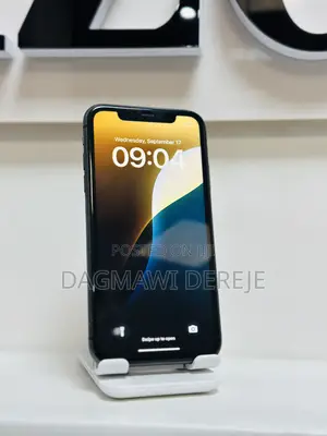 New Apple iPhone 11 128 GB Black