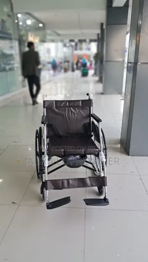 Photo - Potty Wheelchair田wheelchair廿wheelchair 山wheelchair 山wheelchair 山wheelc