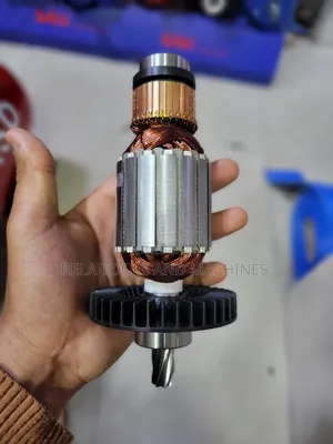 Photo - Original Makita Circular Saw Endota Armacher እንዶታ