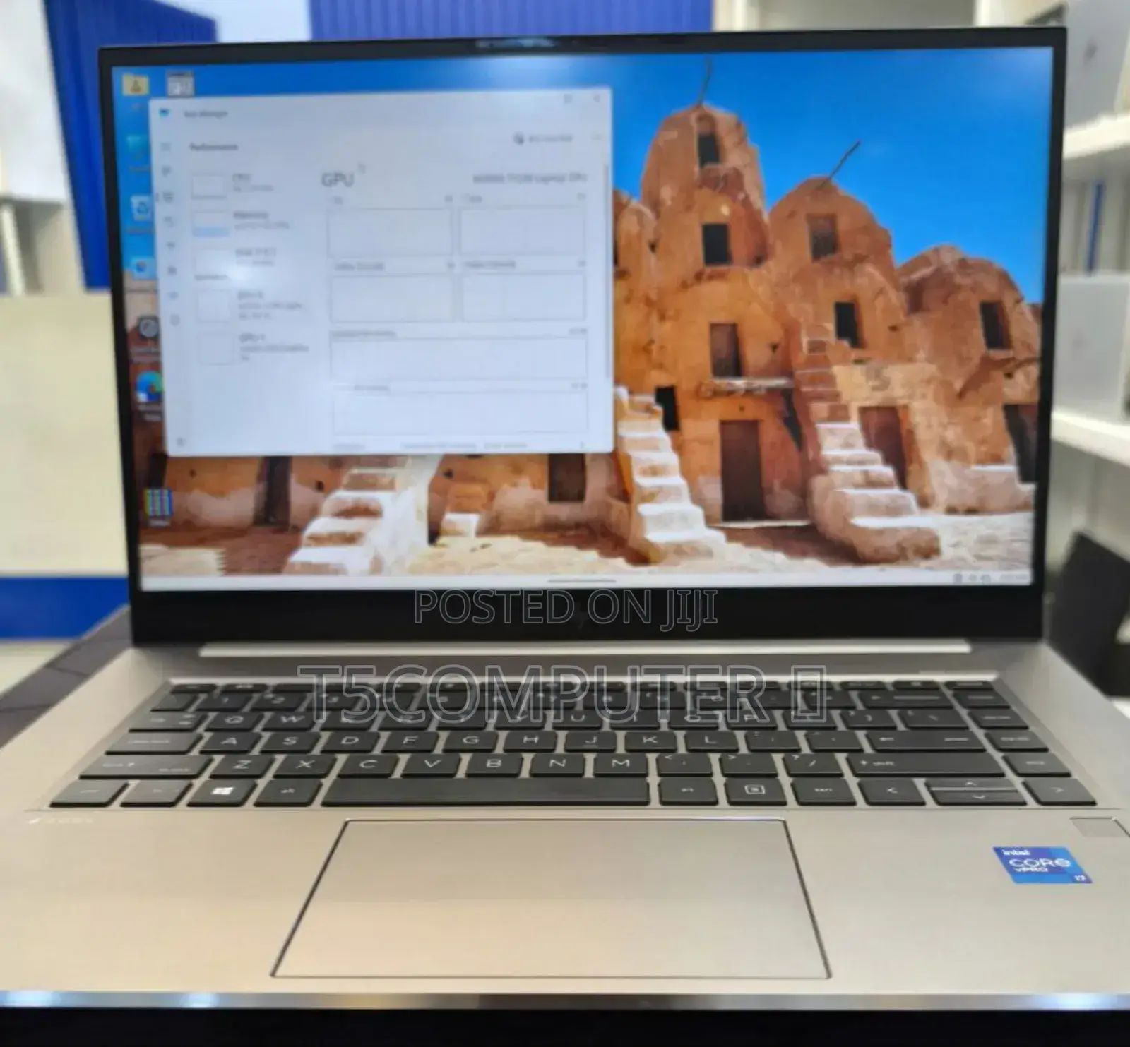 New Laptop HP ZBook Firefly 15 G7 16GB Intel Core I7 SSD 512GB