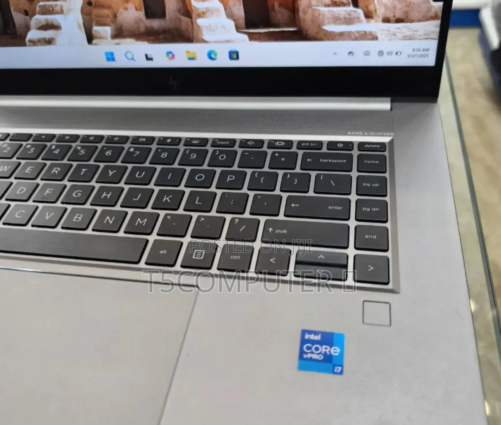 New Laptop HP ZBook Firefly 15 G7 16GB Intel Core I7 SSD 512GB