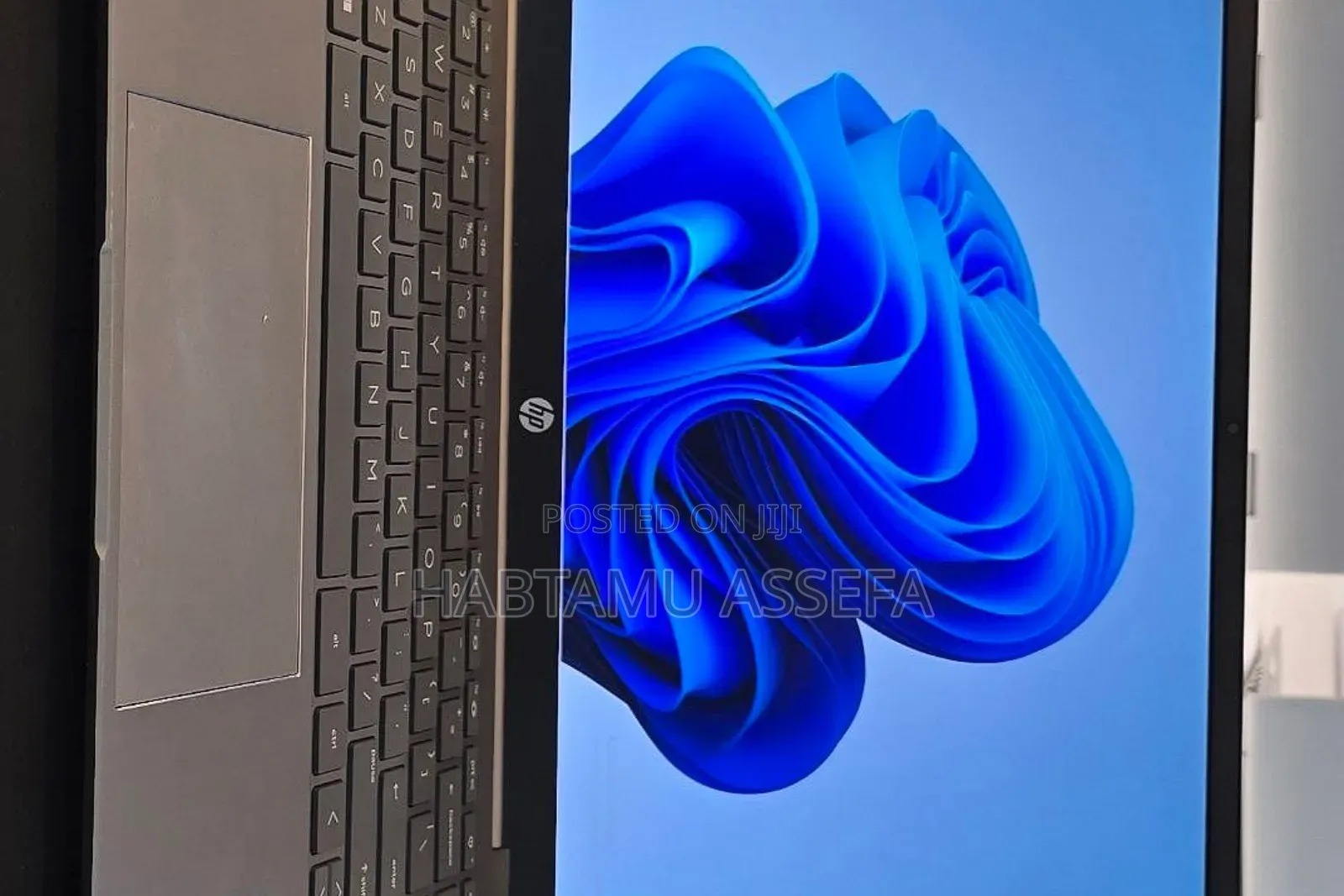 New Laptop HP Pavilion 17 16GB Intel Core I5 SSD 512GB