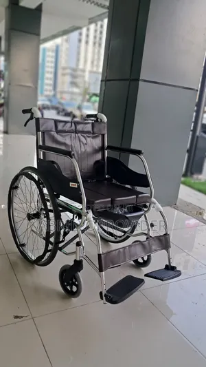 Photo - Toilet Wheelchair田wheelchair口wheelchair 山wheelchair卜wheelchair 口wheelc