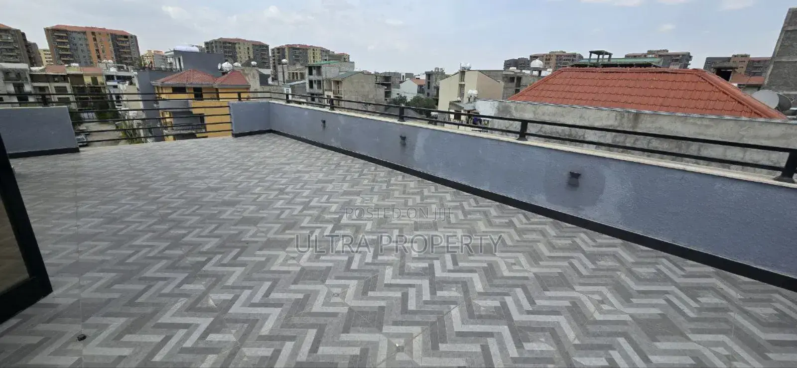 Furnished 5bdrm Villa in Bole for rent