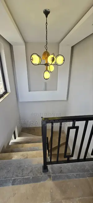 Furnished 5bdrm Villa in Bole for rent