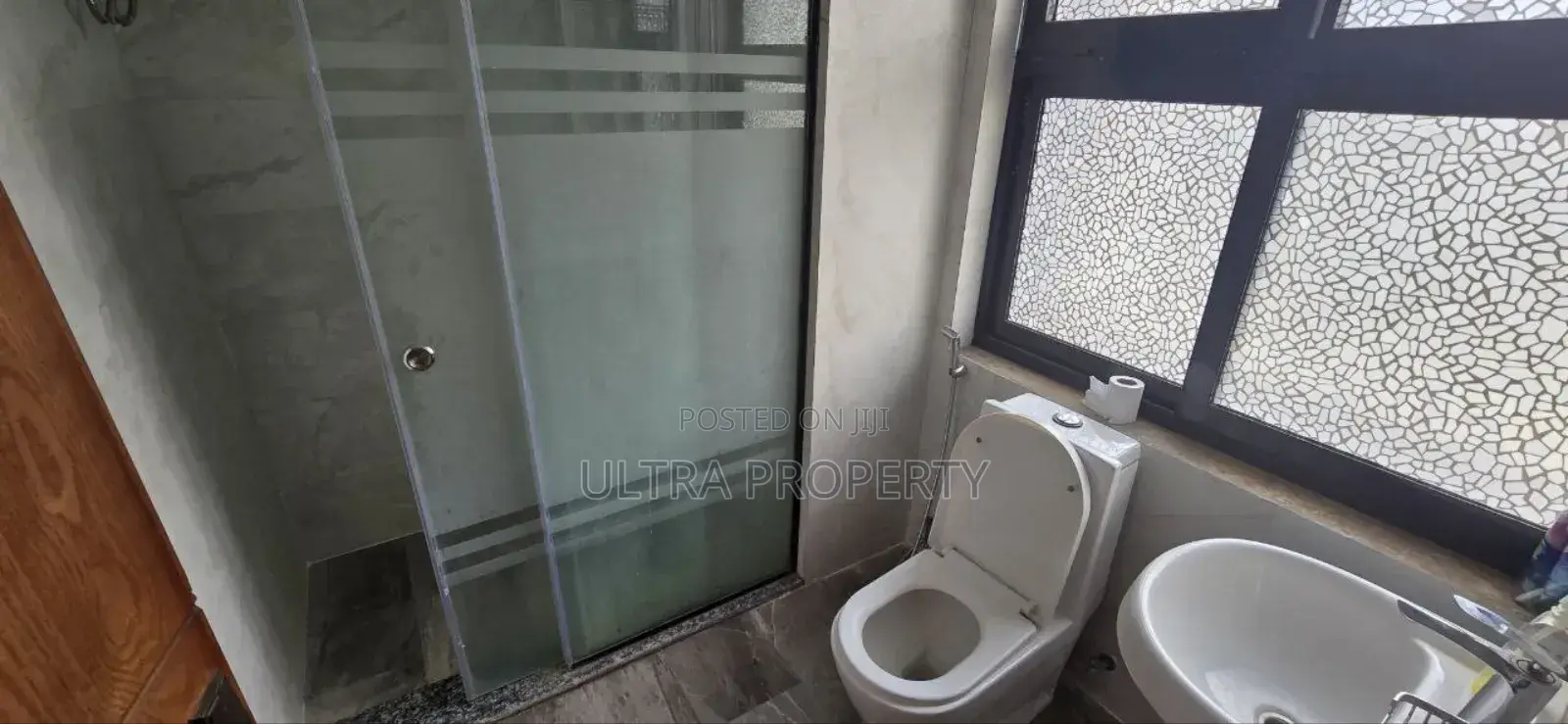 Furnished 5bdrm Villa in Bole for rent