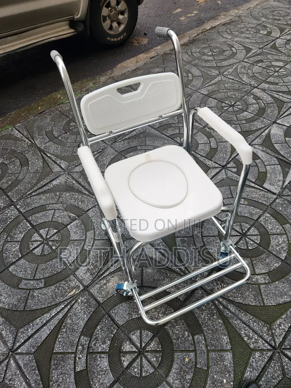Toilet Wheelchair俠客medical Wheelchair无大wheelchair Commode Wheelchair