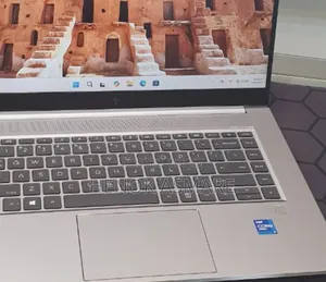 Photo - New Laptop HP ZBook 15 16GB Intel Core I7 SSD 512GB