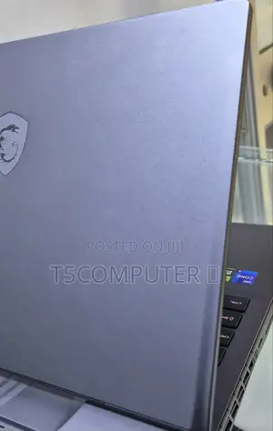 New Laptop MSI Vector 16 HX AI A2XWIG 16GB Intel Core I9 SSD 1T