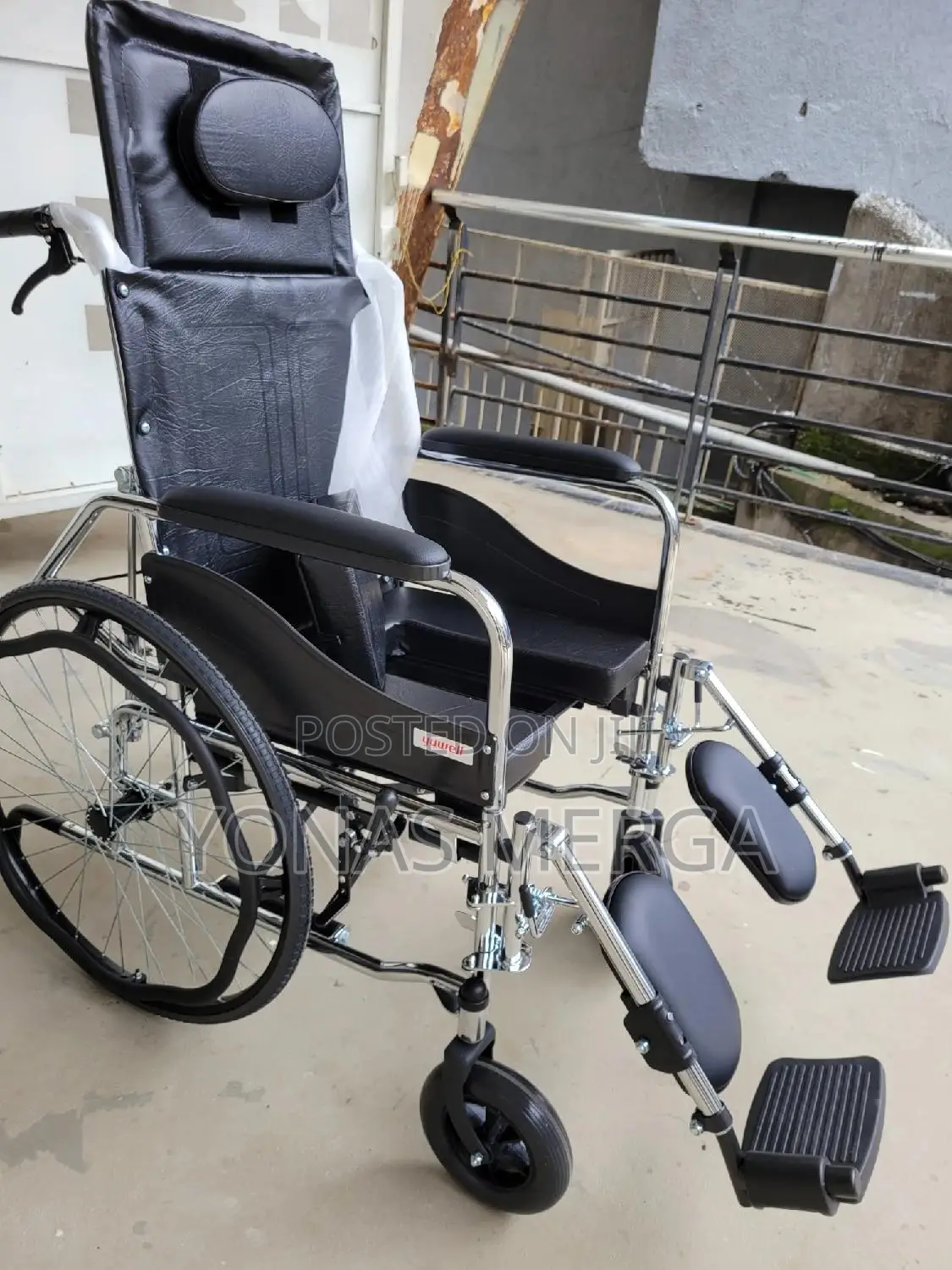 Bucket Beneath the Seat二፮wheelchair栃፹wheelchair§∞Wheelchair「」Whelchair