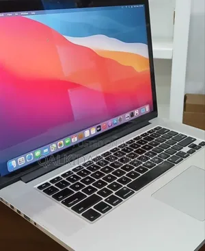 New Laptop Apple MacBook 2015 16GB Intel Core I7 SSD 256GB