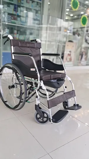 Photo - Potty Wheelchair水wheelchair口wheelchair水wheelchair水wheelchair 田wheelcha