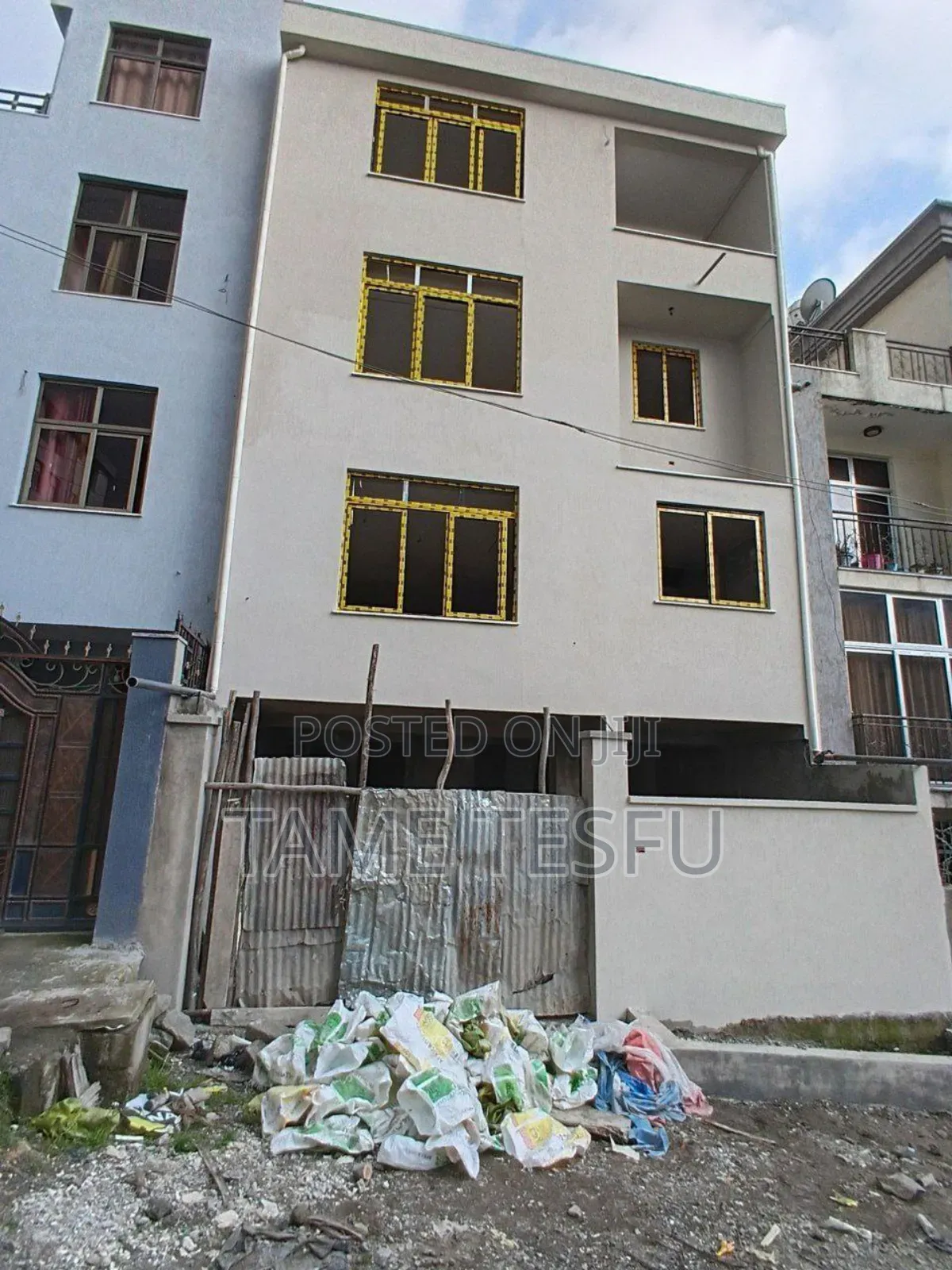 Furnished 6bdrm House in ሰሚት, Bole for sale