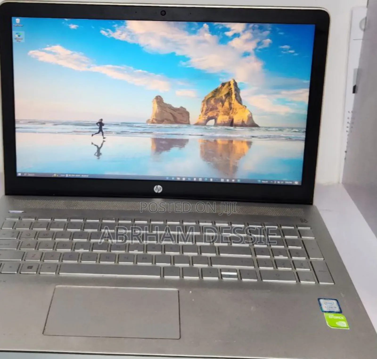 New Laptop HP 8GB Intel Core i5 SSD 1T