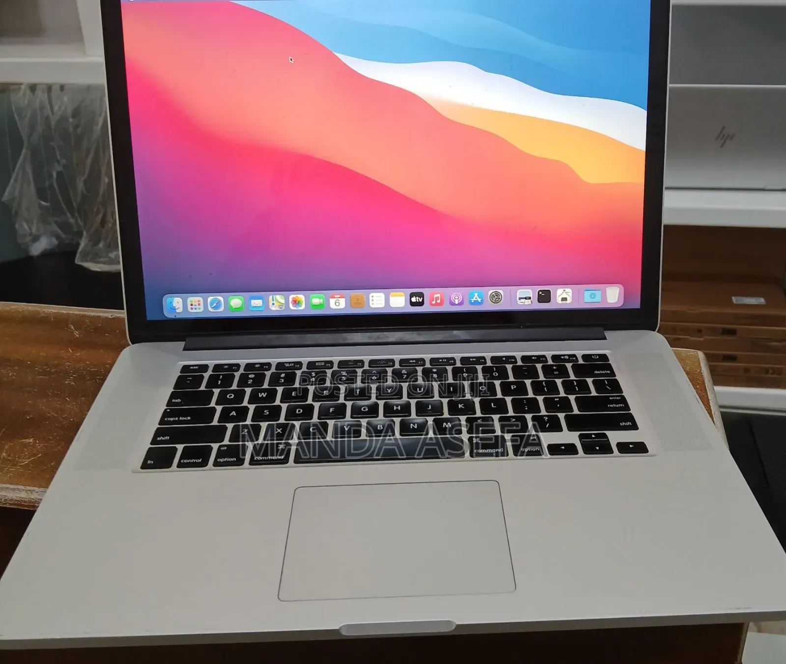 New Laptop Apple MacBook Pro 2015 16GB Intel Core I7 SSD 256GB