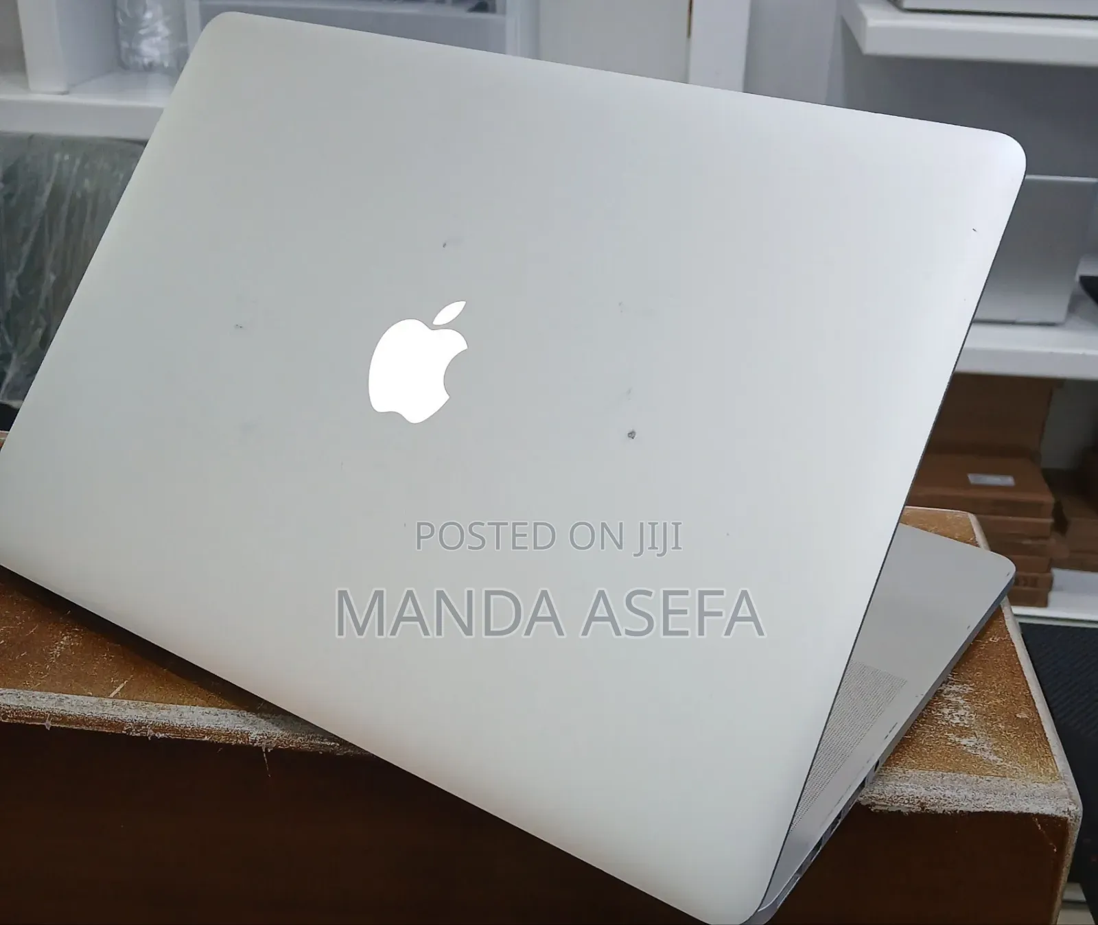 New Laptop Apple MacBook Pro 2015 16GB Intel Core I7 SSD 256GB