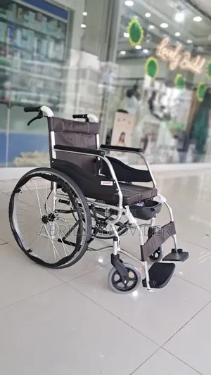 Photo - Toilet Wheelchair田wheelchair口wheelchair水wheelchair田wheelchair卜wheelcha