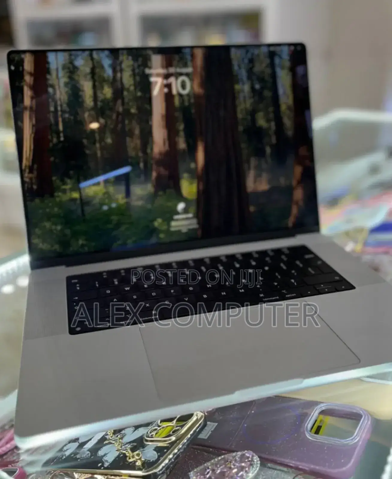 New Laptop Apple MacBook Pro M1 16GB Apple M1 Pro SSD 1T