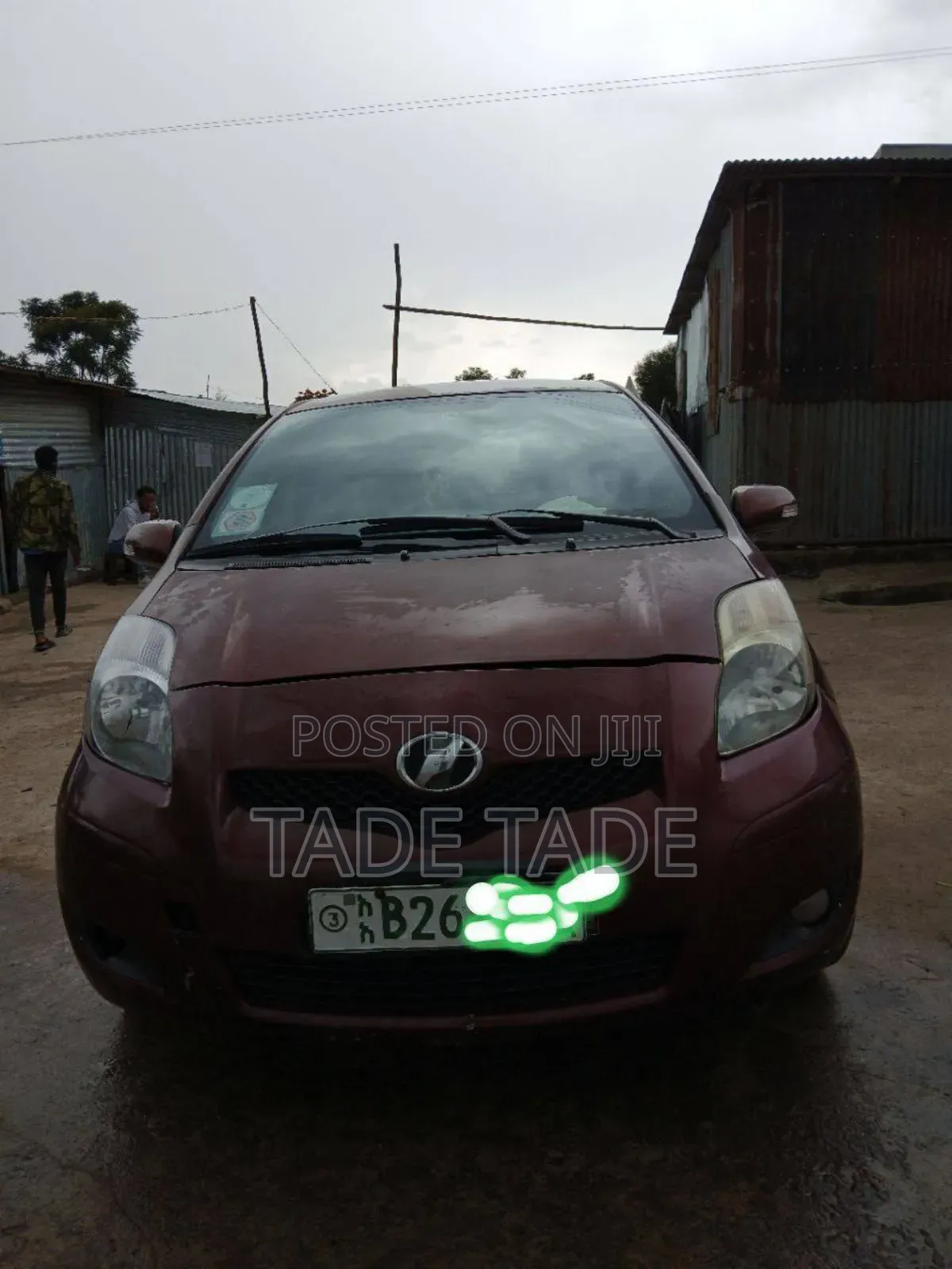 Toyota Yaris 2010 Brown